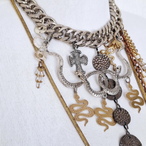 MARZIA G. NKS-107 sm - Exclusive streamline fashion necklace